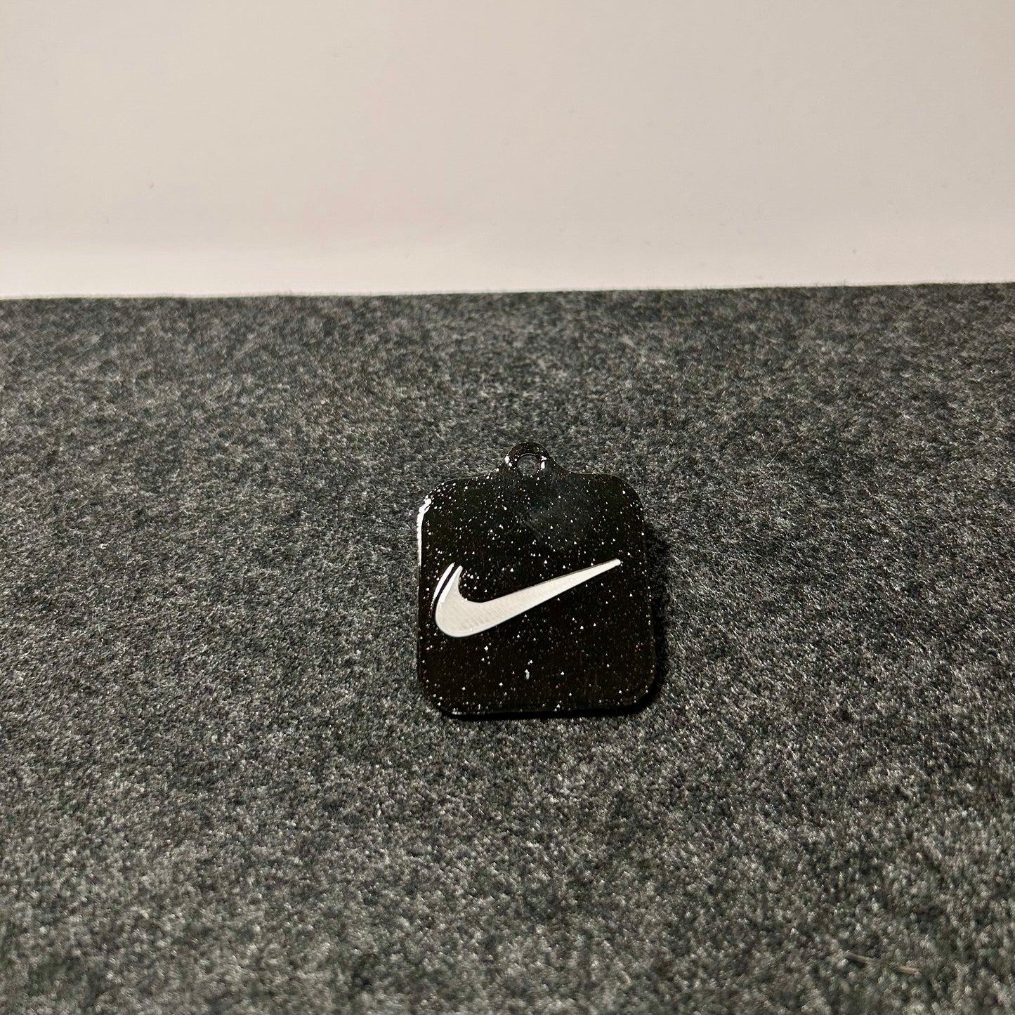 Nike NFC raktų pakabukas